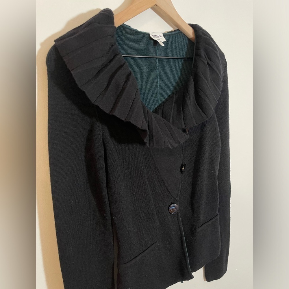 Armani Collezioni Black Wool  Knit Ruffle Cardigan Sweater Size 38/ Small Italy - Picture 3 of 9